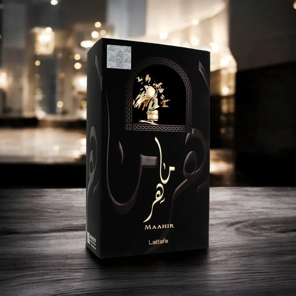 Lattafa Maahir parfum arabesc unisex, 100 ml, flaconul în ambianță