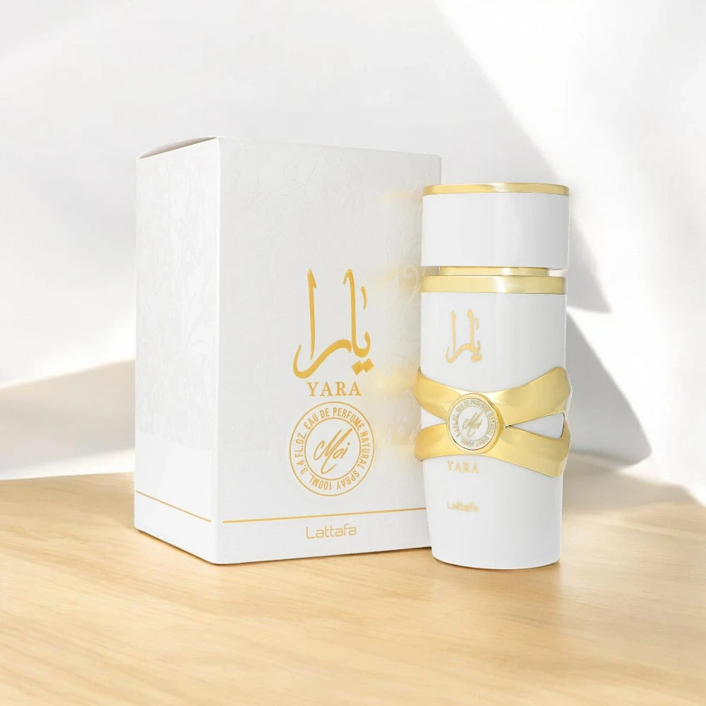 Lattafa Yara Moi parfum arabesc femei, 100 ml, flaconul în ambianță